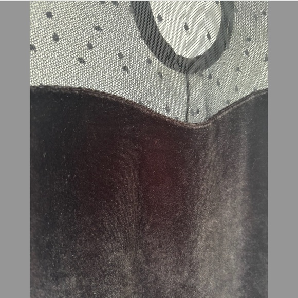 Bundle of 2 Size S Rock Steady Sweetheart Tops - Picture 4 of 8